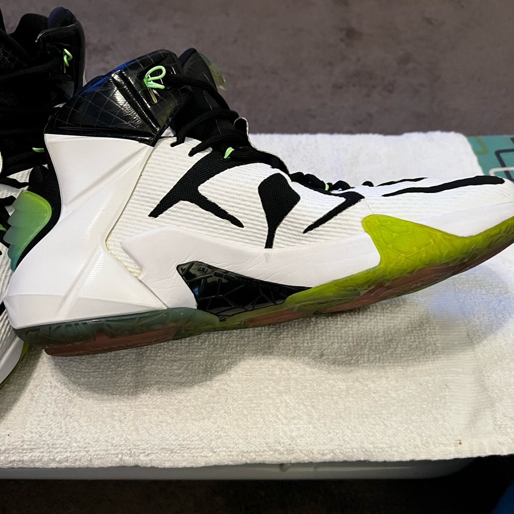 Nike LeBron 12 All-Star Game. Size 12. Preowned - Picture 8 of 9